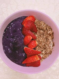 A picture of Overnight Oats Smoothie Bowl.