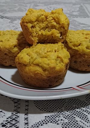 Una foto de Muffins veganos de repollo y zanahoria 😍 :)