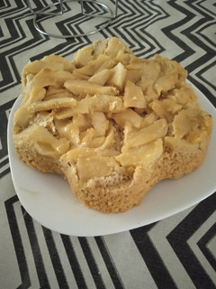 Una foto de Tortita flash de manzana y avena