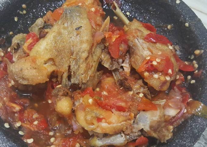 Anti Ribet, Memasak Ayam Penyet Geprek Ekonomis Untuk Dijual