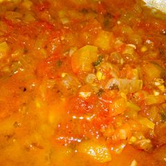 A picture of Pyaaj Tamatar ki sabji.