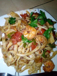 A picture of Prawns spaghetti.