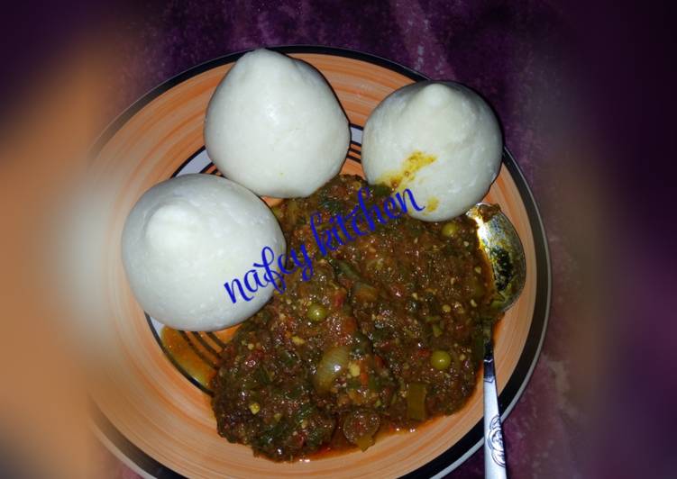 Pounded yam nd spinach soup