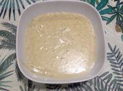 Una foto de salsa con queso cabrales
