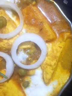 प्याजी मटर पनीर (pyazi matar paneer recipe in Hindi) रेसिपी मुख्य फोटो