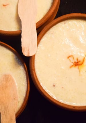 শাহী ফিরনি (sahi phirni recipe in bengali) রেসিপির প্রধান ছবি