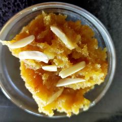 A picture of Moong dal Halwa.