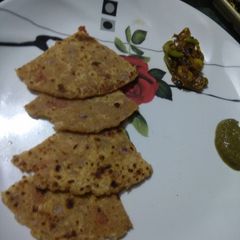 A picture of Poha paratha.