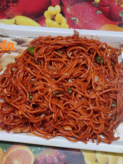 वेज चाउमीन (Veg Chowmein recipe in hindi) रेसिपी मुख्य फोटो