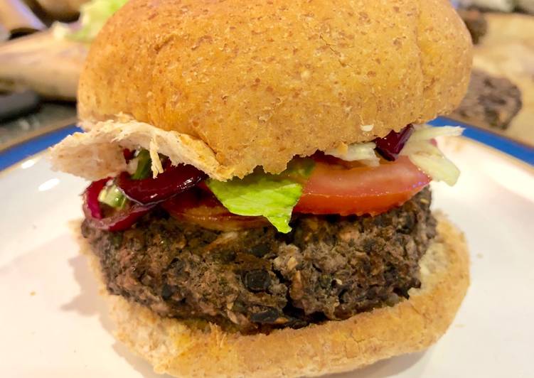 Recipe of Ultimate Black Bean and Cashew Burger