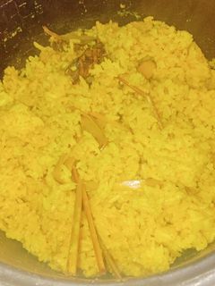 Foto resep Nasi Kuning Rice Cooker