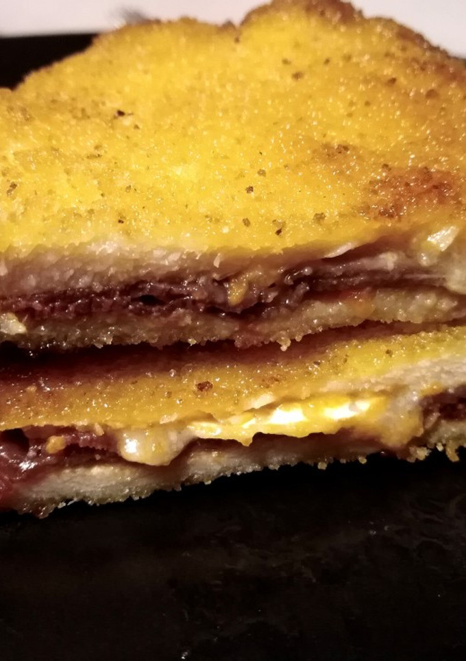Una foto de Libritos de lomo y cecina