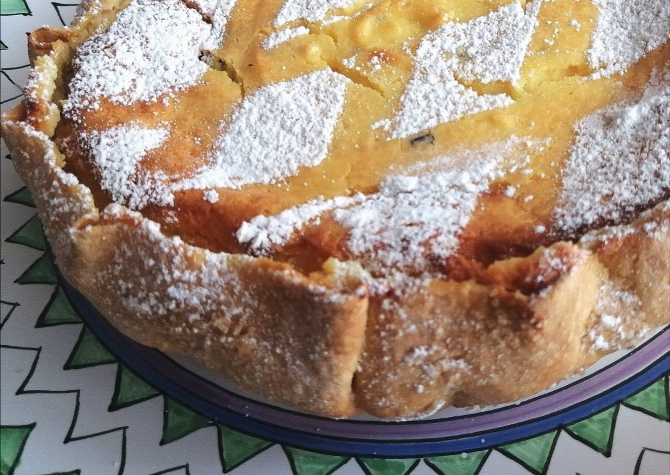 Sweet pizza with ricotta