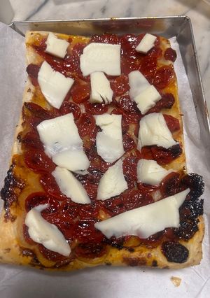 Foto di Tarte tatin di pomodori datterino confit