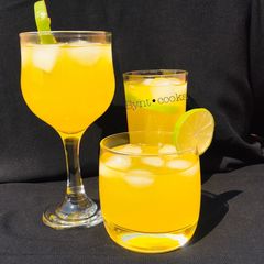 A picture of Lemon/ginger🍹.
