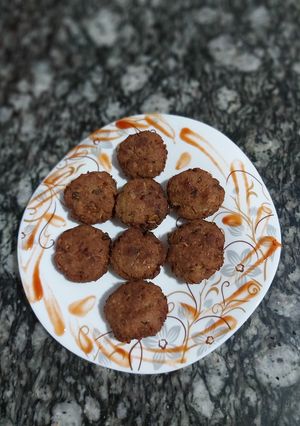 A picture of Mutton tikkis.