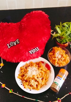 A picture of Red sauce pasta (cheese red sauce pasta).