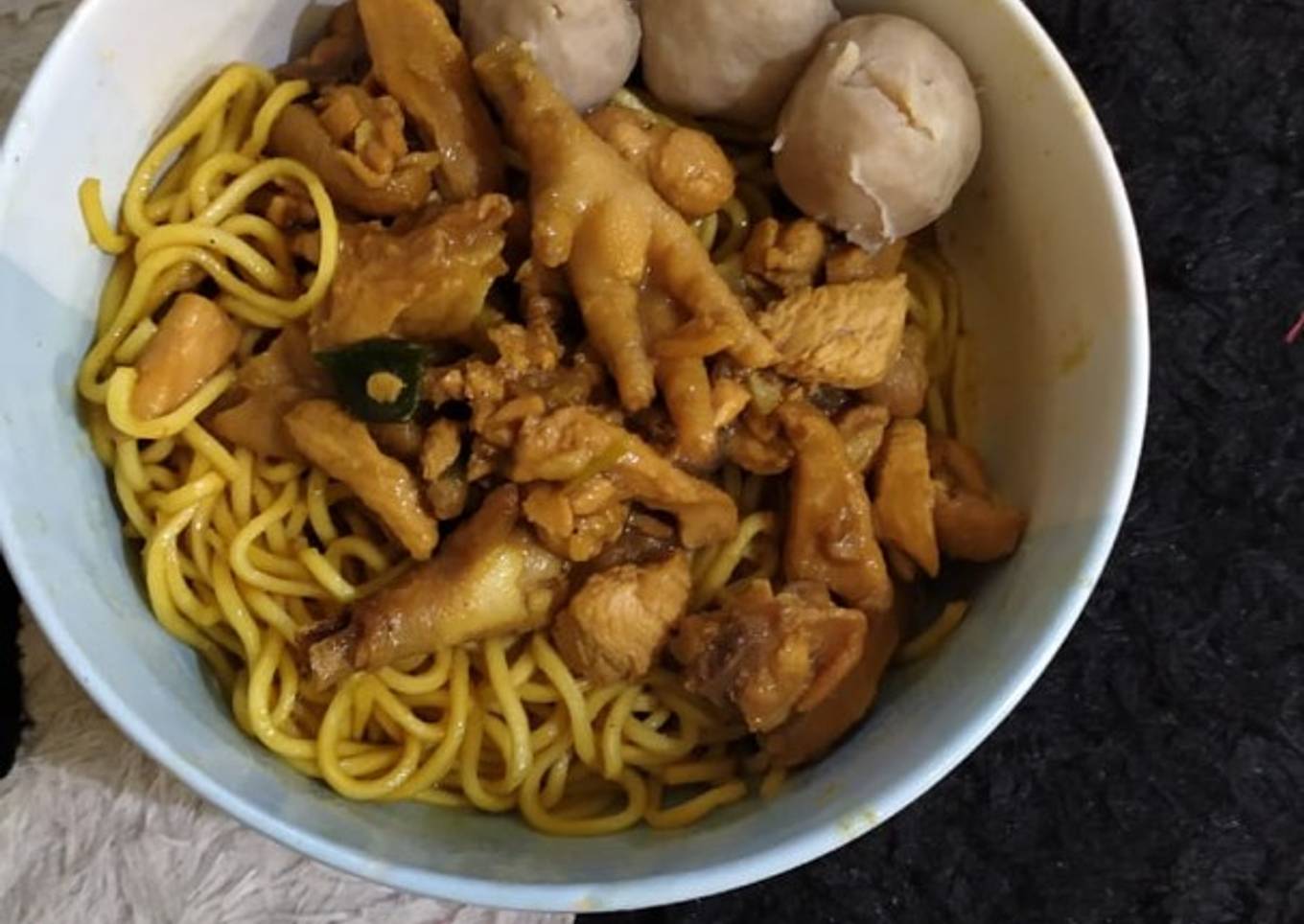 Mie ayam ceker bakso