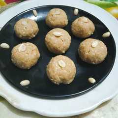 High protein Healthy tasty unique peanut powder Ladoo-レシピのメイン写真