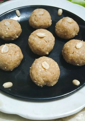 A picture of High protein Healthy tasty unique peanut powder Ladoo.