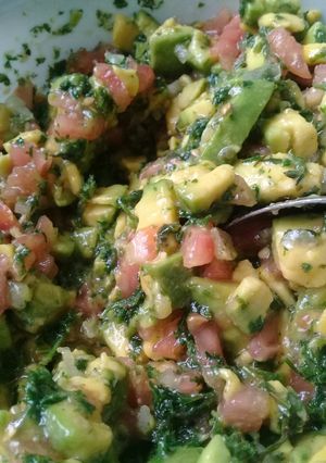Una foto de Chimichurri con aguacate