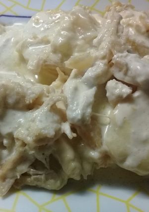 Una foto de Mil hojas de papa y pollo