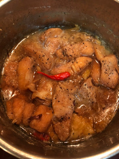 Hình của món Phi lê cá Basa kho thơm.