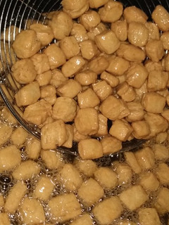 A picture of Chin-chin.