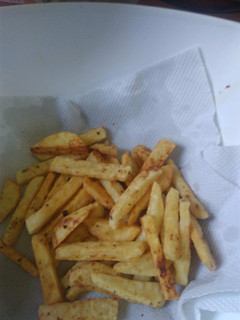 Una foto de Papas fritas crocantes y saborizadas