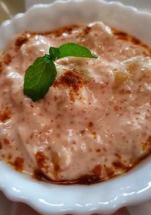 आलू का रायता (aloo ka raita recipe in Hindi) रेसिपी मुख्य फोटो