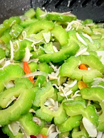 Cara Mudah Menyiapkan Resep Tumis pare teri medan yang Uenak Anti Ribet, Mantap Sekali