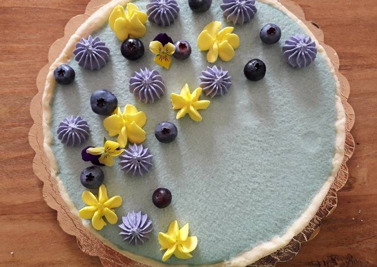 Recetta di Favorite Tarte ai mirtilli, cioccolato bianco e alga spirulina