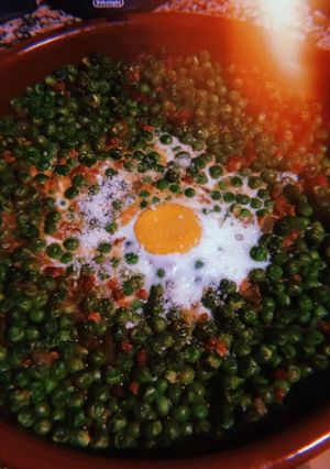 Foto principal de Guisantes con jamón al horno 🍲