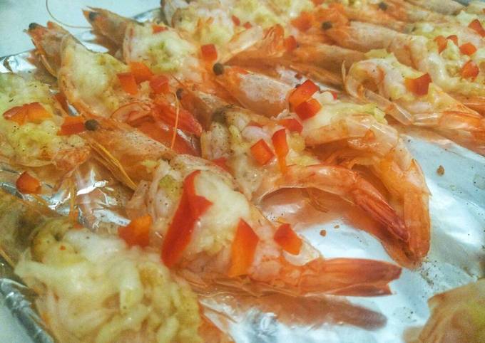 Garlic shrimp with cheese recipe main photo