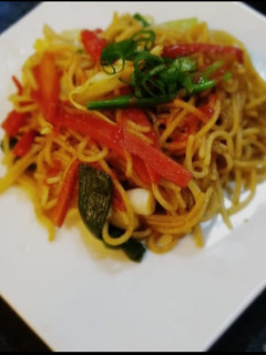 A picture of Spicy chinese noodles.