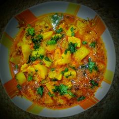 A picture of Dahi tinda curry.