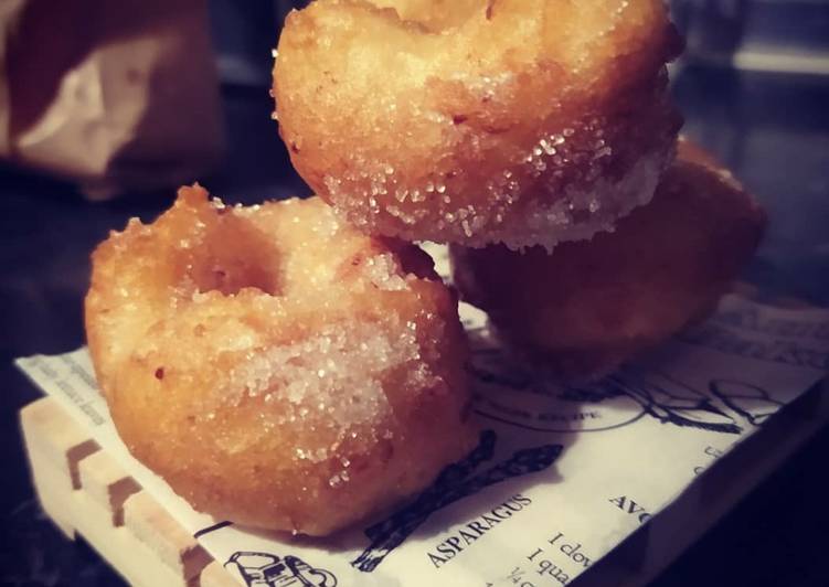 Buñuelos De Patata Y Boniato Bunyols De Les Verges Receta De Silvia Go Cookpad<script async src=