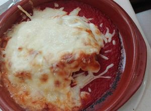 Una foto de 360. Bacalao gratinado con ali oli