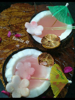 A picture of Lemon coconut lemonade.