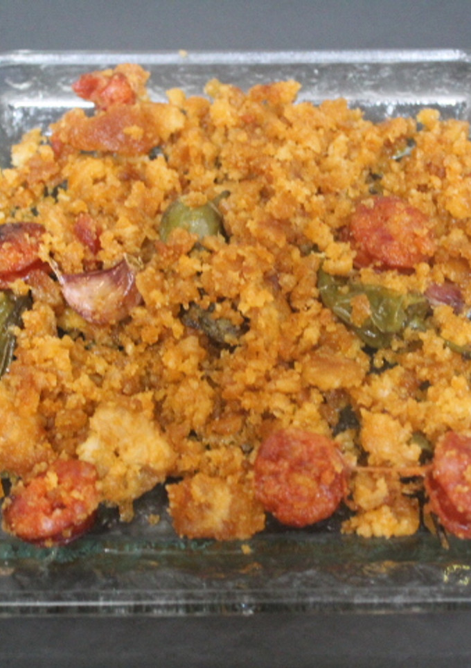 Una foto de Migas con chorizo y pimientos de Padrón