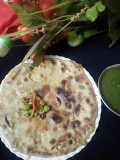 चाइनीस वेज पराठा (Chinese veg paratha recipe in Hindi) रेसिपी मुख्य फोटो