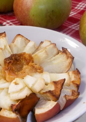 Фото Мамин рецепт самых вкусных и красивых запеченных в духовке Яблок.