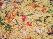 Una foto di cous cous curcuma