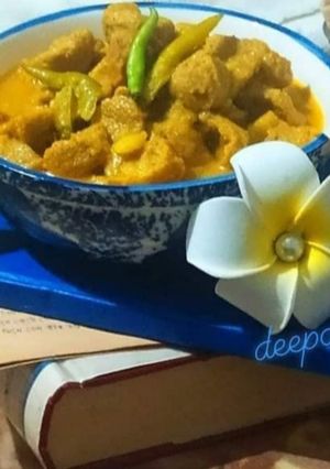 A picture of Soya Chunks Curry.