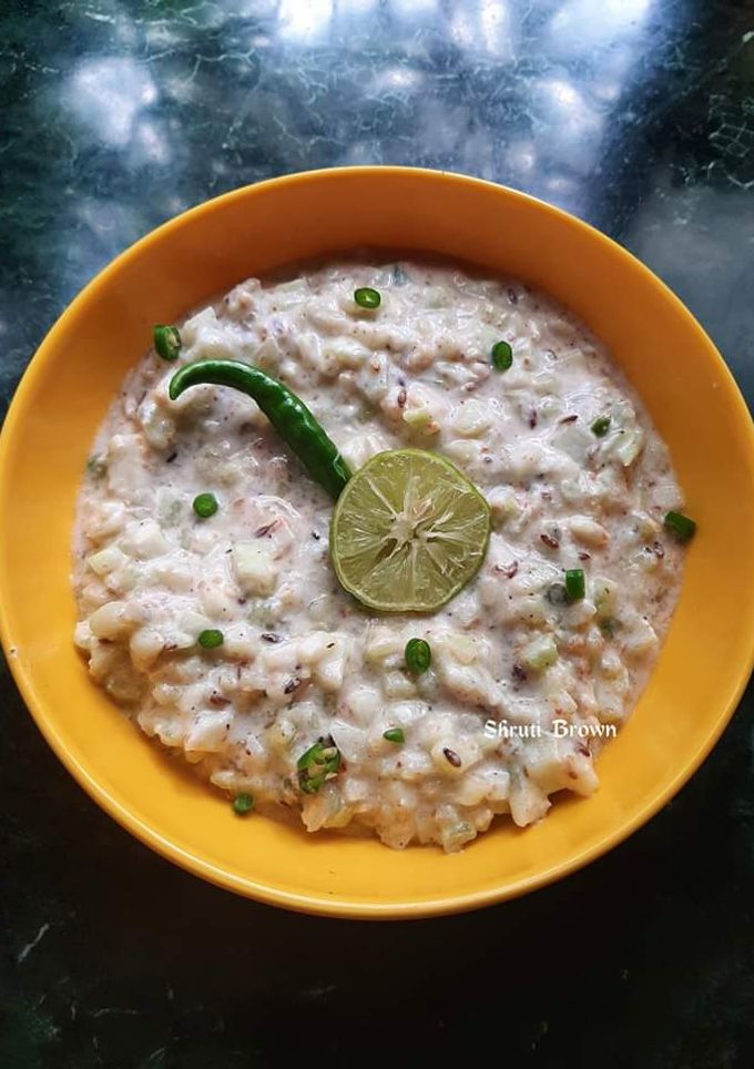 उपवासाची खमंग काकडी रेसिपी चे मुख्य फोटो 