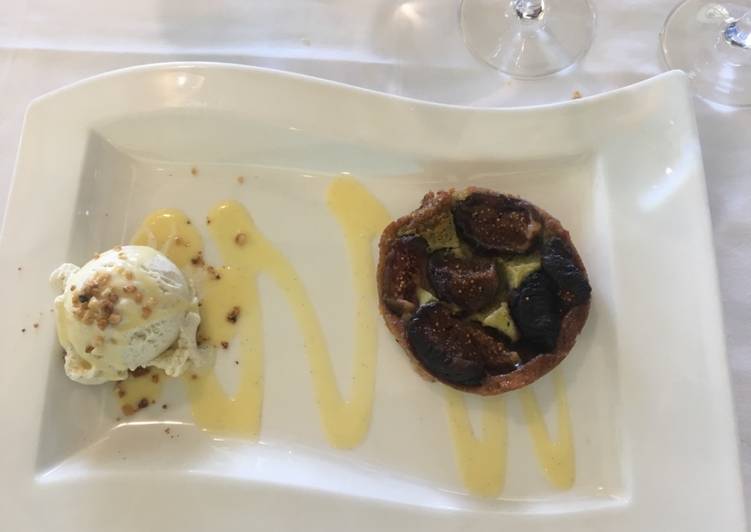Tatin de higos con helado de vainilla 😋