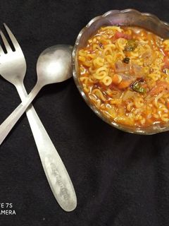 मसाला मैगी (Masala maggi recipe in hindi) रेसिपी मुख्य फोटो