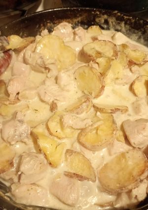 Una foto de Pollo a la crema express