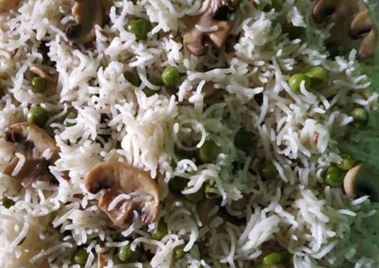 Recipe of Favorite Matar mushroom pulao