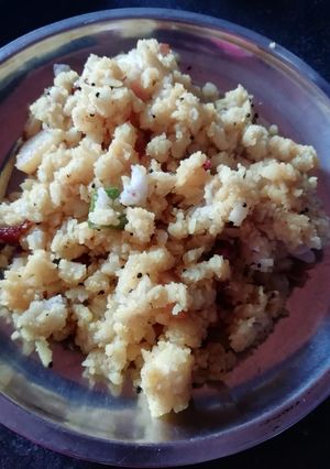 A picture of Rawa upma.